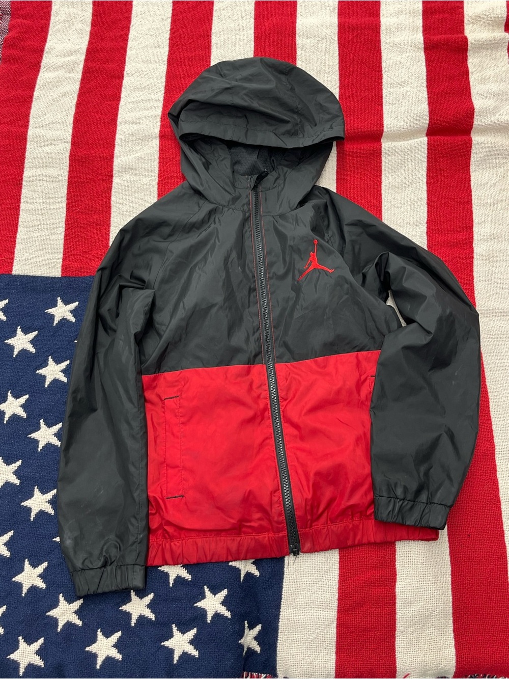 Jordan Black and Red Kids Hooded Windbreaker Jacket Size 8–10